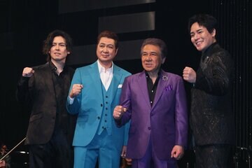 左から木村竜蔵、山川豊、鳥羽一郎、木村徹二