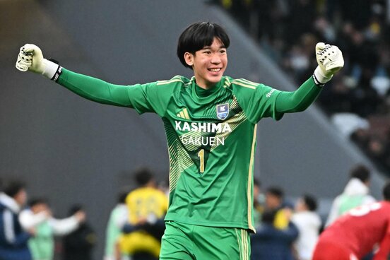 決勝でも存在感を見せた鹿島学園のＧＫプムラピー・スリブンヤコ