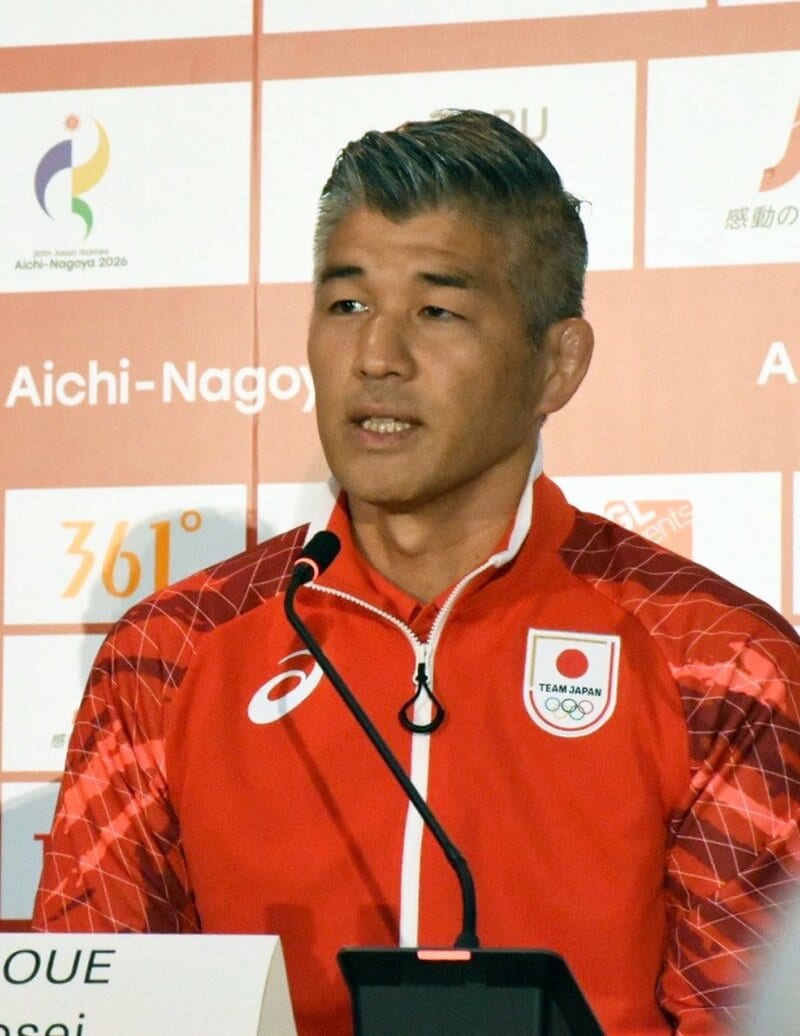 会見に出席した井上康生団長