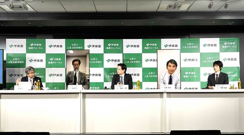  パネルデスカッションに出演した参加者（写真左から衣笠氏、松田氏、米永氏、工藤氏、今野氏）