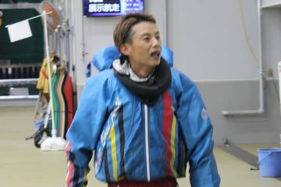 浜崎準也