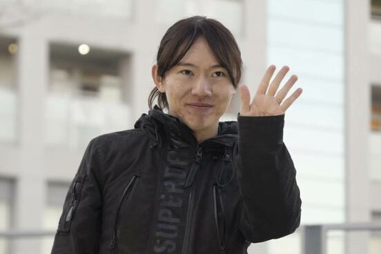 千葉・新浦安駅前で街頭演説したチームみらいの安野貴博代表