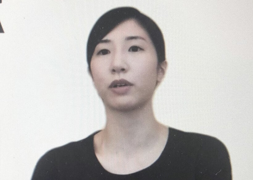  オンライン取材に応じた山田美諭