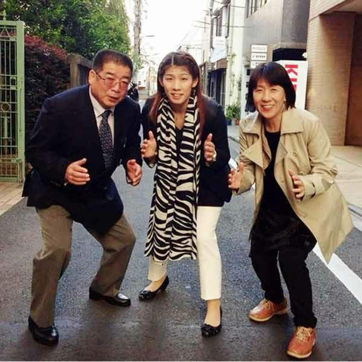 吉田 沙 保 里 父