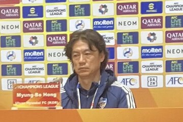 有力候補とされる洪明甫監督