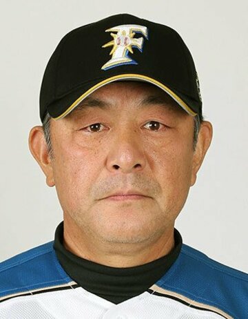  荒木大輔二軍監督