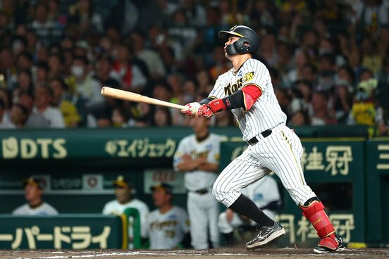 ６回のチャンスで犠飛を放った阪神・野口恭佑