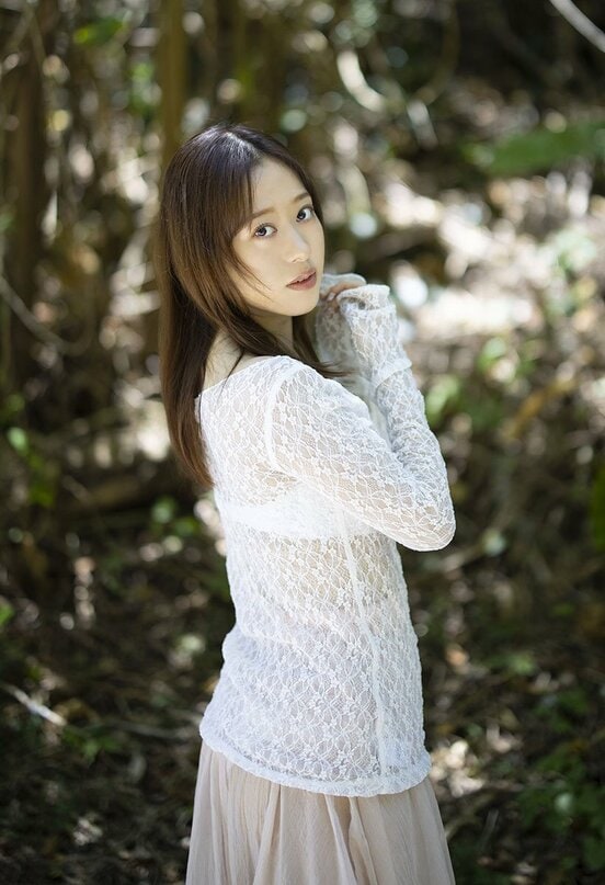 小田さくらラスト写真集「さくら」先行カット