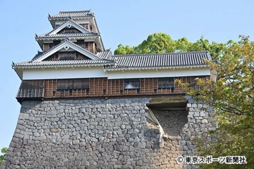 石垣が崩れた熊本城