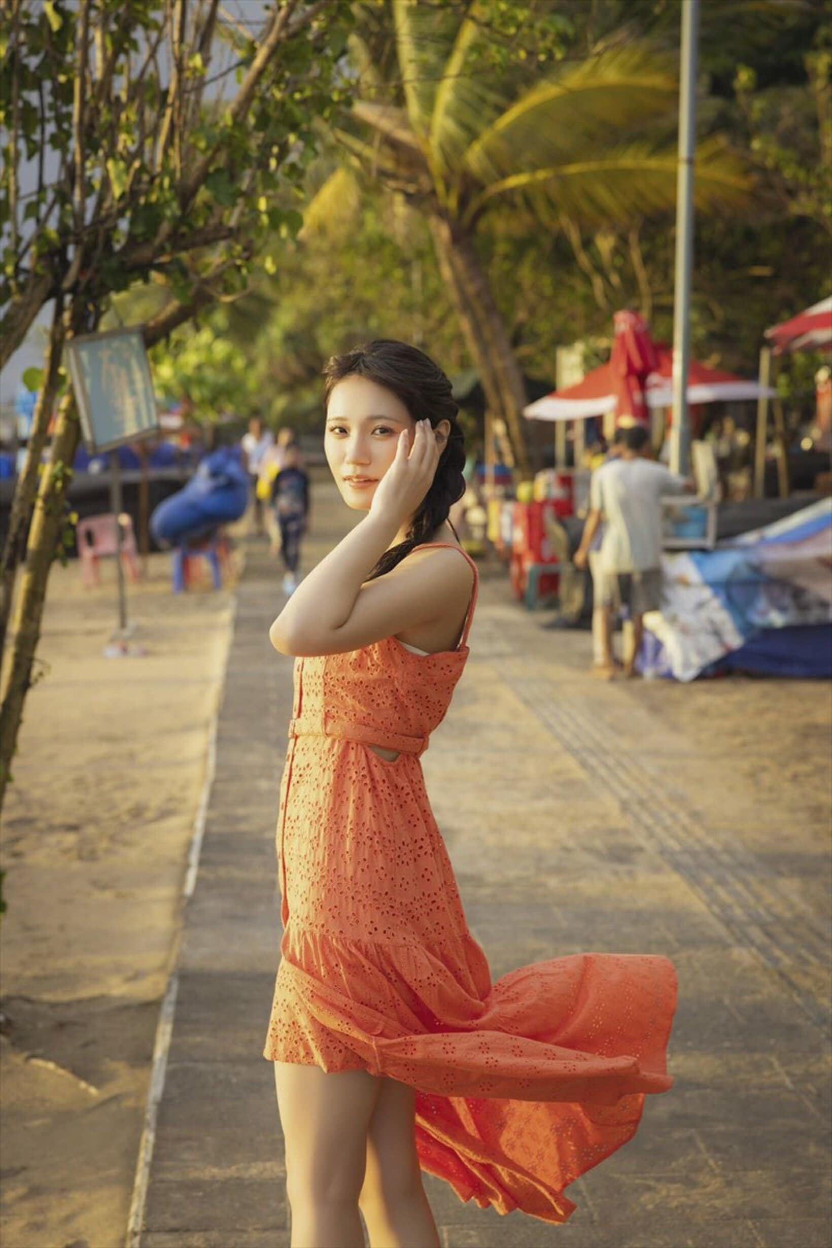 中野愛理の１ｓｔ写真集「可愛いと言って欲しい」先行カット（©KADOKAWA ©Zest,Inc. PHOTO/田中智久）