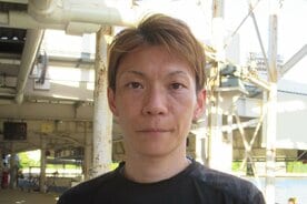 ７６号機に手応えを感じ始めた亀山雅幸.jpg