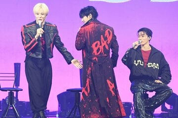 【左から）ユンホ、ソンファ、サン