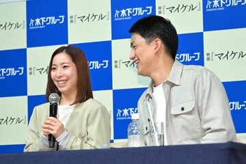 会見を行った三浦龍来（左）と木原龍一