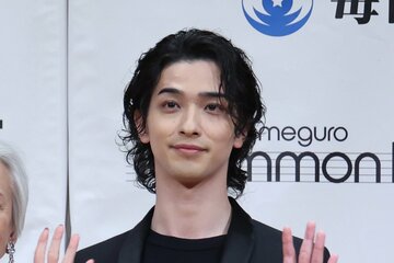 蔦重を演じる横浜流星