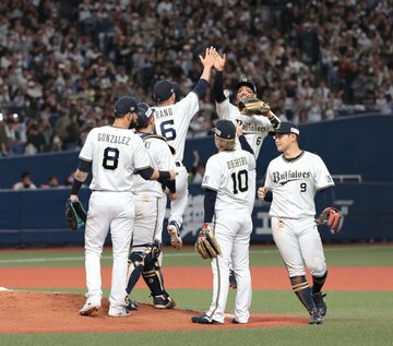 ＣＳ突破を喜ぶオリックスナイン
