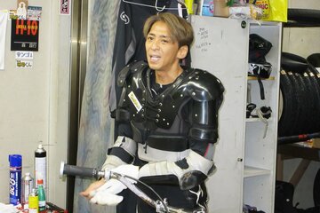 健闘及ばず２着に、森且行は悔しさをにじませた