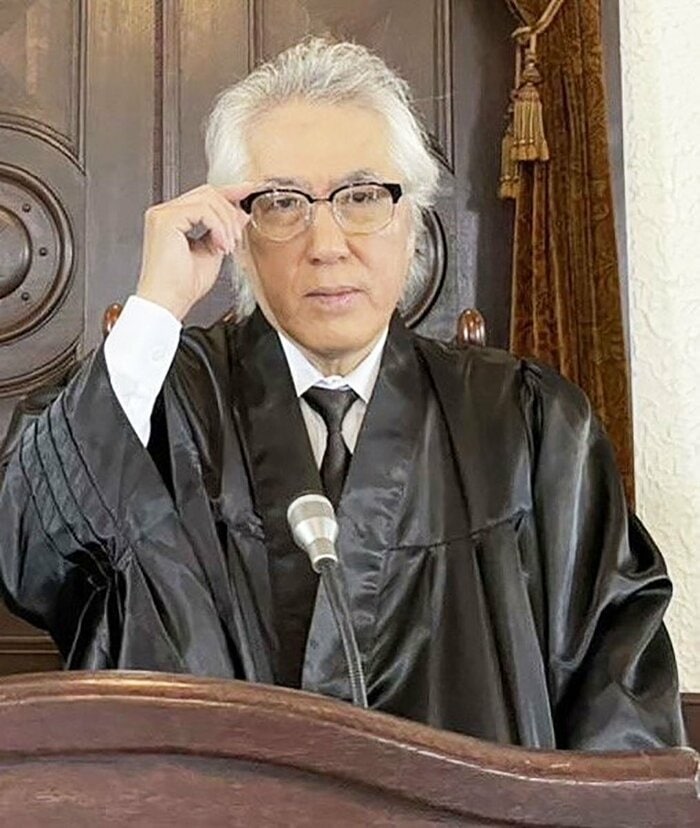 「弁護士ソドム」に素顔で出演した氏神一番