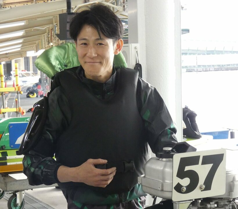 古結宏