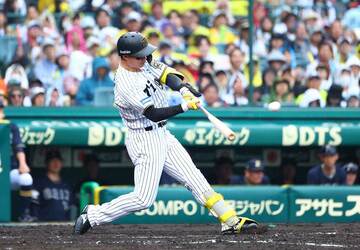 １０号３ランを放った森下翔太