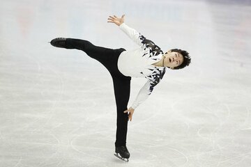 ＳＰ６位発進の鍵山優真（ロイター）