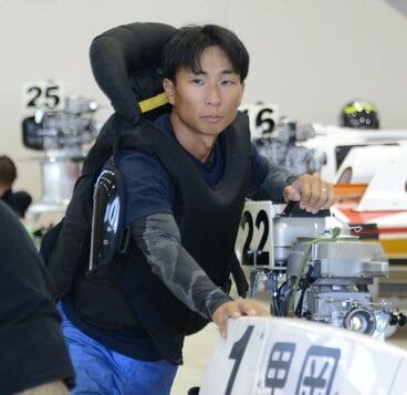 里岡右貴