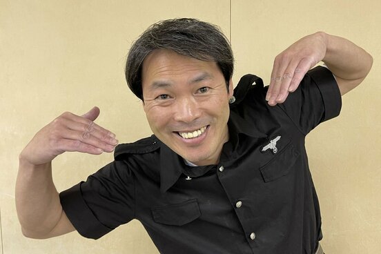 込山洋氏