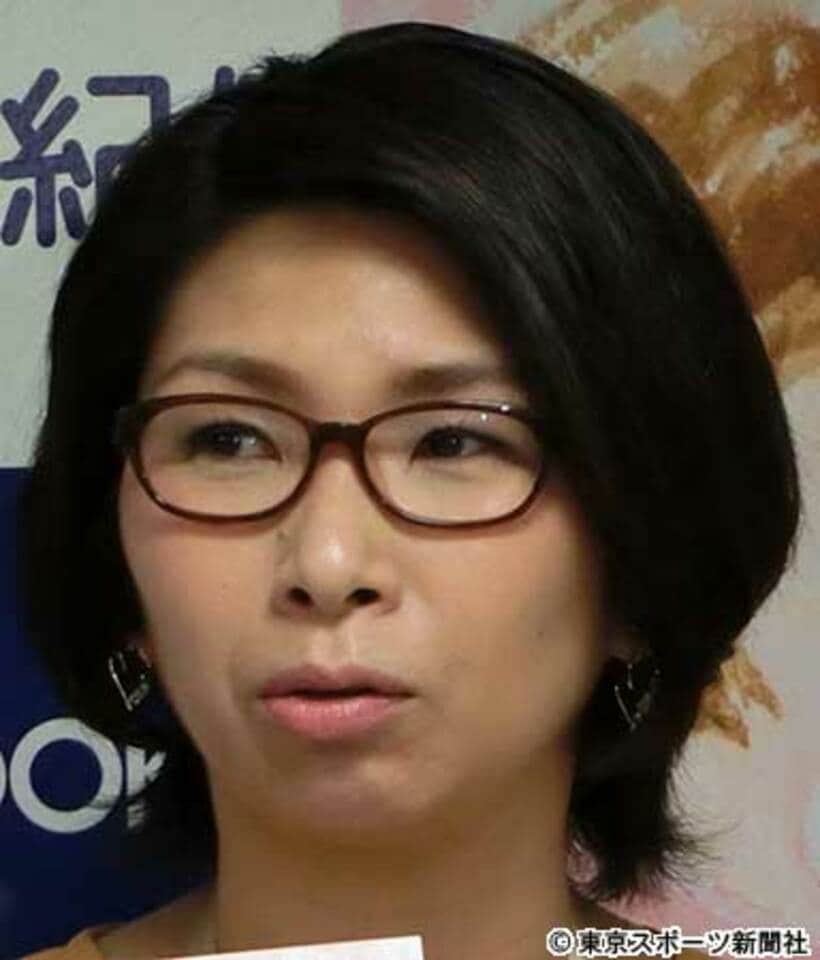 「クワバタオハラ」のくわばたりえ