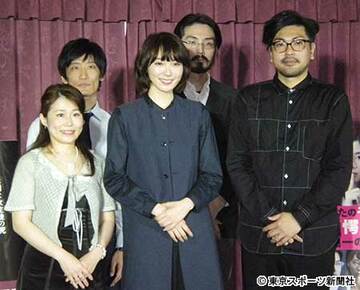 左から秋吉理香子氏、坂巻裕哉、飯豊まりえ、平井“ファラオ”光、耶雲哉治監督