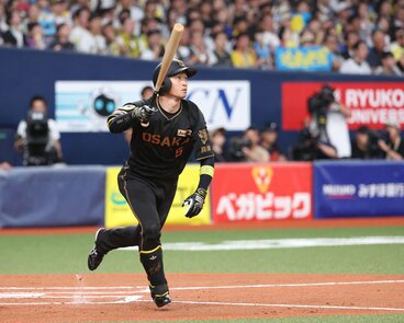 6回、474日ぶりとなる今季1号を放った阪神・近本光司