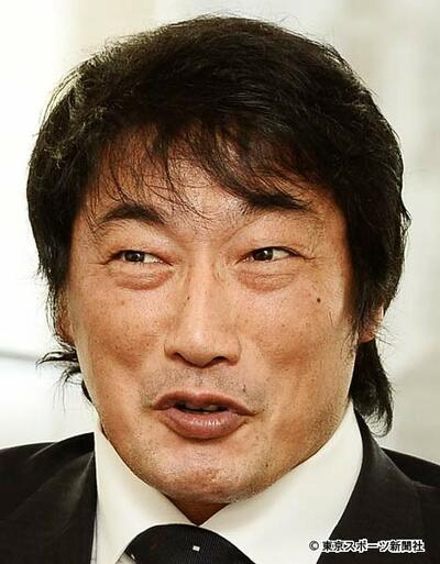 鉄人 小橋が両ヒザ人工関節手術へ パパ大丈夫 背中押した愛娘の存在 東スポweb