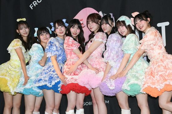 log youのメンバー(左から)福本れみ、竹内月音、月代来実、久保怜音、小浜菜摘、松本玲奈、井出叶、山下うみ