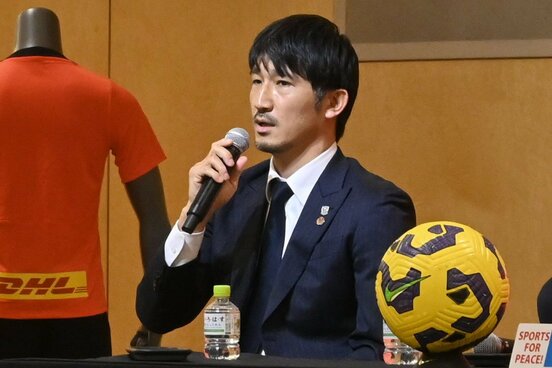 会見する堀之内聖SD