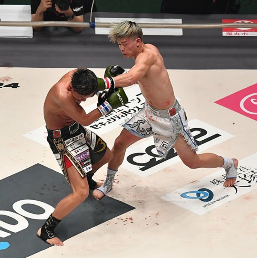  皇治に完勝した那須川天心。もはやキック界に敵はいない