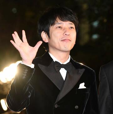 東京国際映画祭のレッドカーペットに登場した二宮和也