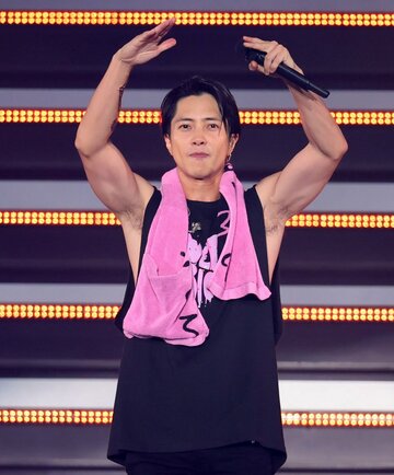 脱いでもスゴイ！マッチョな山下智久