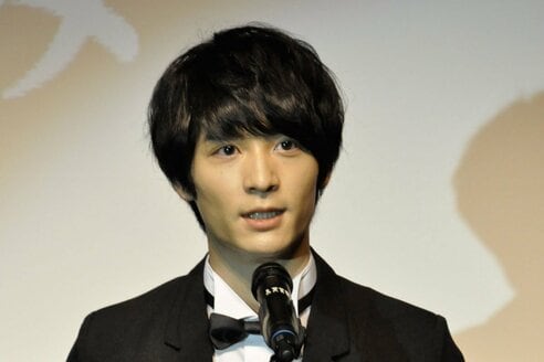声優・梅原裕一郎 既婚報道を謝罪「事務所とも相談して控えておりまし