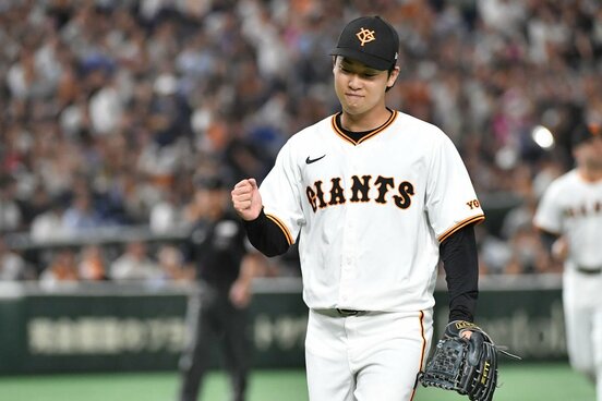 ７回途中２失点で１０勝目を手にした巨人・山崎伊織