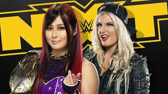  トニー・ストーム(右)の挑戦を受ける紫雷イオ(©2021 WWE, Inc. All Rights Reserved.)