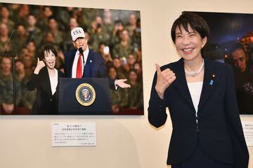 第６６回２０２５年報道写真展を訪れた高市早苗首相