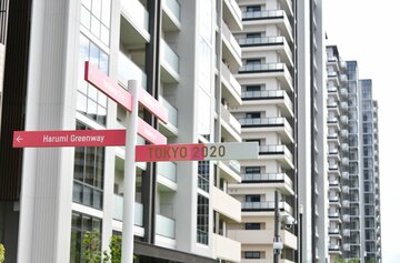  選手村に“政治”が持ち込まれた