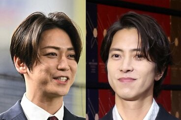 亀梨和也(左)と山下智久