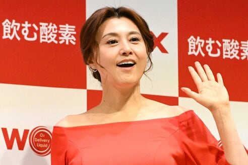 藤原紀香 「毛細血管を披露するのははじめて。ちょっとドキドキ」 | 東