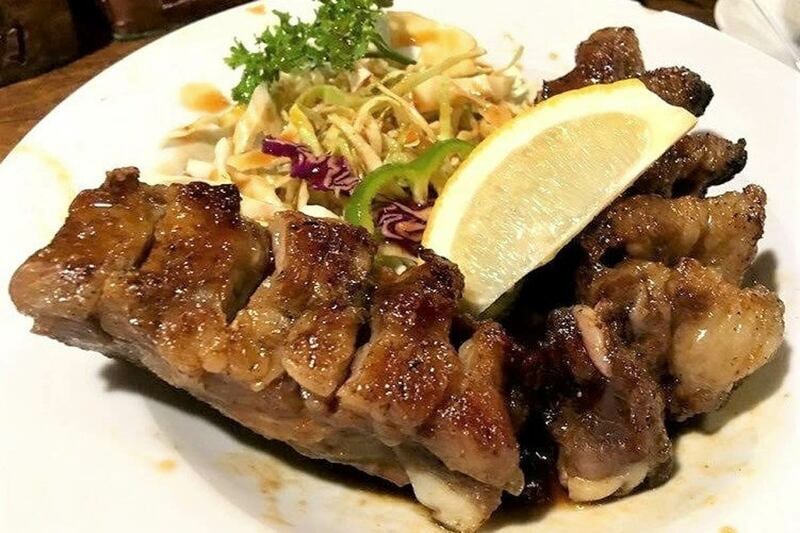 店の看板メニューはスペアリブ