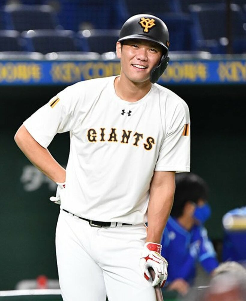  試合前練習に参加した坂本