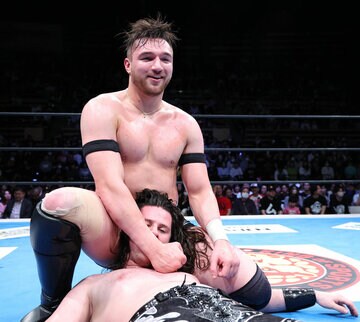 OSKAR(下)を仕留めたカラム・ニューマン