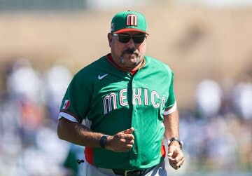 メキシコ代表のベンジー・ヒル監督（ロイター）