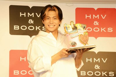 写真：瀬口黎弥 初写真集で自慢のお尻見せつけ…ライブでの披露も「ゼロ