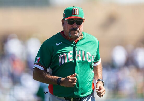 メキシコ代表のベンジー・ヒル監督（ロイター）