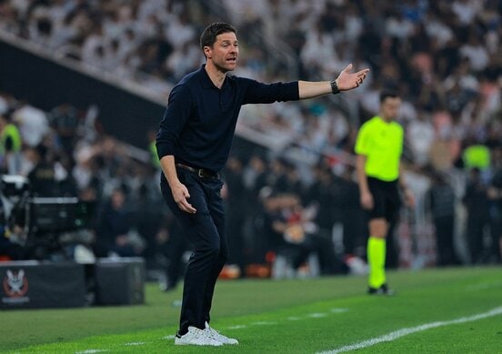 シャビ・アロンソ監督（ロイター）