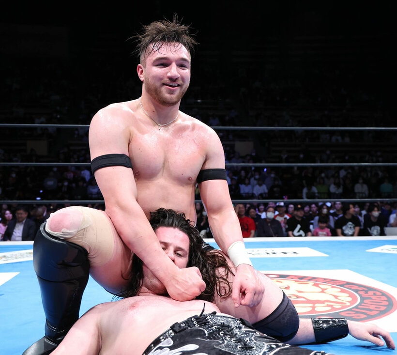 OSKAR(下)を仕留めたカラム・ニューマン